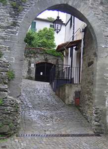 ingrandisci